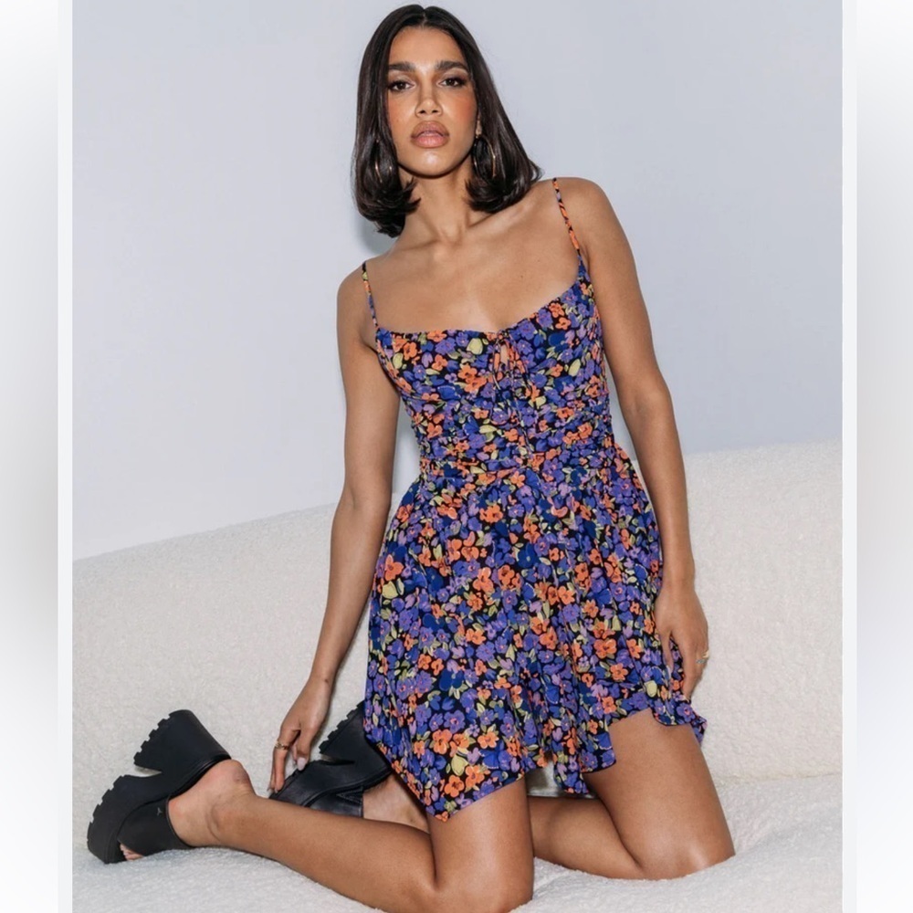TRIXXI BARRETT MINI DRESS DARK FLORAL smocked waist lined Cottage romantic Small